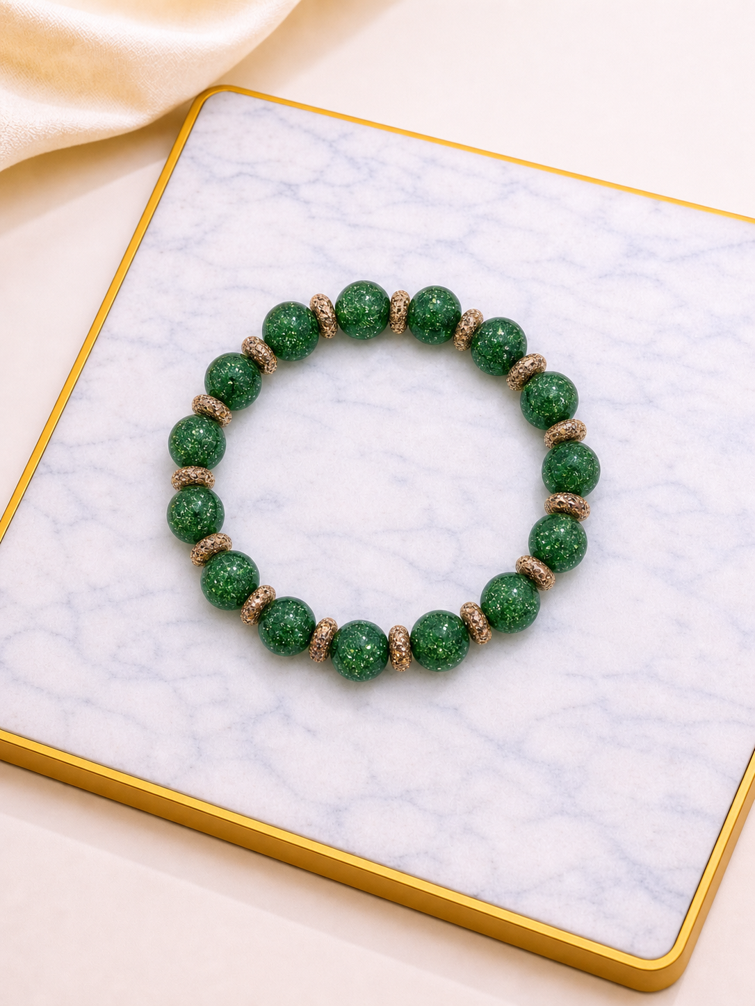 Emerald green spark bracelet